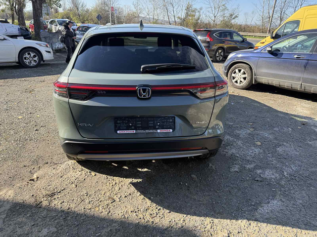 Honda Hr-v 1,5 e-HEV - автомобили, коли, обяви за нови и употребявани 3