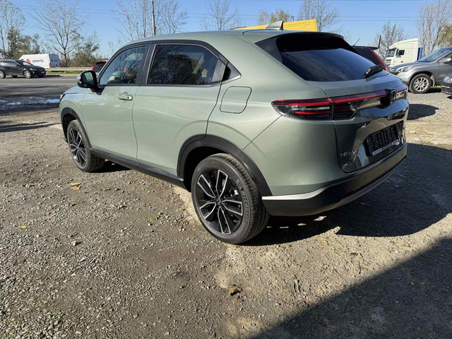 Honda Hr-v 1,5 e-HEV - автомобили, коли, обяви за нови и употребявани 4