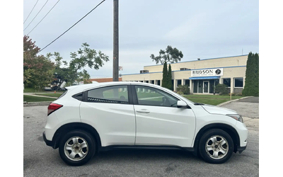 honda-hr-v-lx-4dr-suv-1-8l-4cyl-cvt-front-wheel-drive - 4