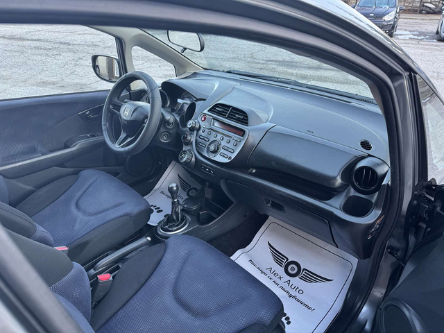 Honda Jazz 1.2 i / Euro 5B / ЛИЗИНГ - автомобили, коли, обяви за нови и употребявани 8