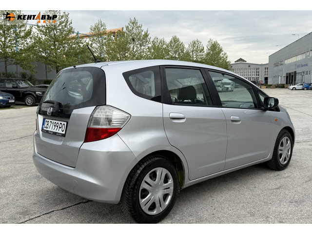 Honda Jazz 1.2i 90к.с. - автомобили, коли, обяви за нови и употребявани 3