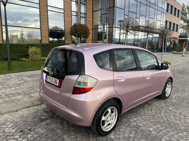 Honda Jazz 1.3i-vitec Хамелион - автомобили, коли, обяви за нови и употребявани 10