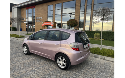 Honda Jazz 1.3i-vitec Хамелион - автомобили, коли, обяви за нови и употребявани 7