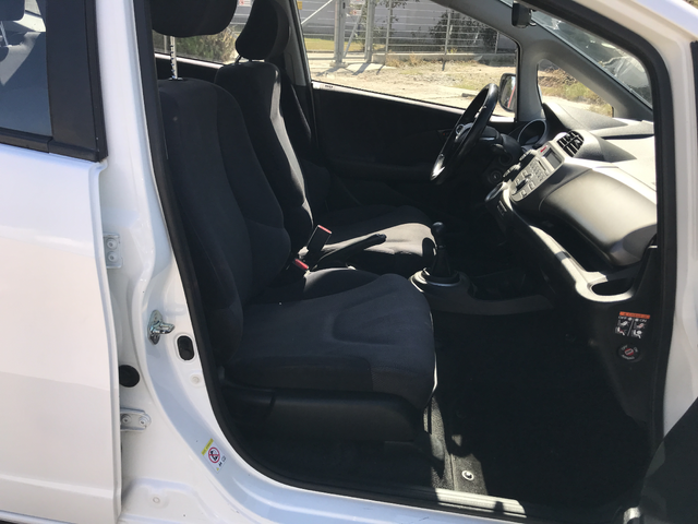 Honda Jazz 1,4 i-VTEC - автомобили, коли, обяви за нови и употребявани 12