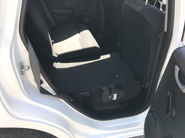 Honda Jazz 1,4 i-VTEC - автомобили, коли, обяви за нови и употребявани 13