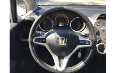 Honda Jazz 1,4 i-VTEC - автомобили, коли, обяви за нови и употребявани 15
