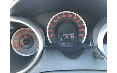 Honda Jazz 1,4 i-VTEC - автомобили, коли, обяви за нови и употребявани 19