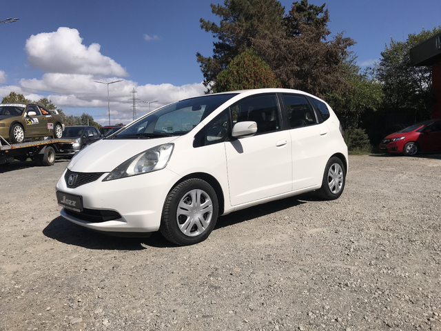 Honda Jazz 1,4 i-VTEC - автомобили, коли, обяви за нови и употребявани 2