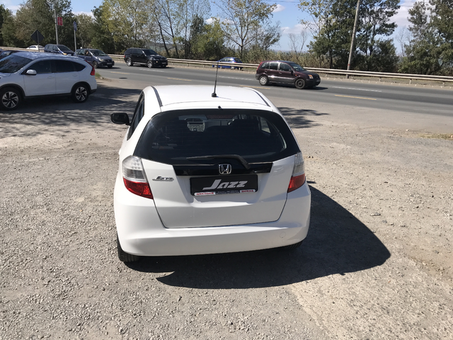 Honda Jazz 1,4 i-VTEC - автомобили, коли, обяви за нови и употребявани 4