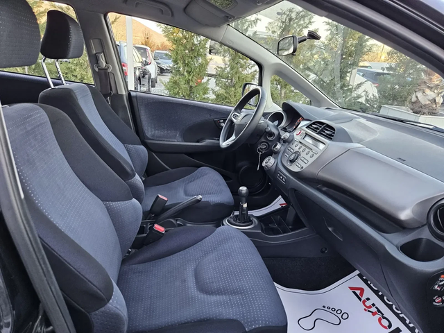 Honda Jazz 1.2i-90кс= КЛИМАТИК= 174.000км= FACELIFT - автомобили, коли, обяви за нови и употребявани 14