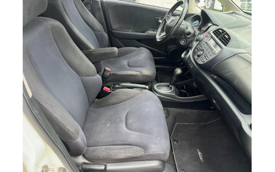 Honda Jazz 1.3 HYBRID - автомобили, коли, обяви за нови и употребявани 13