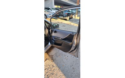 Honda Jazz 1.2 бензин 126000 - автомобили, коли, обяви за нови и употребявани 11