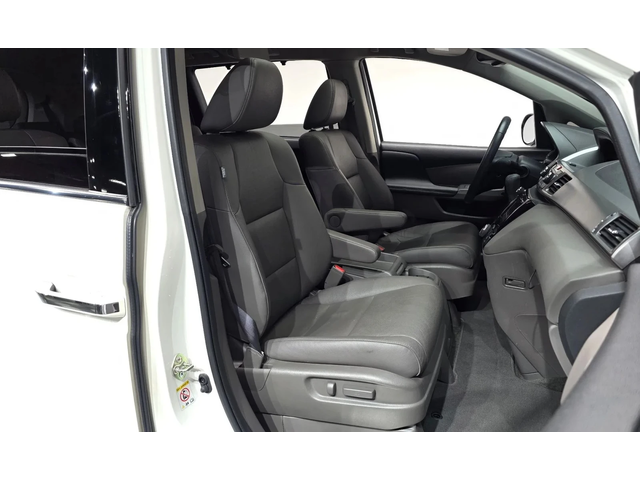 Honda Odyssey 3.5 4Th - автомобили, коли, обяви за нови и употребявани 8