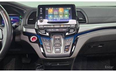 Honda Odyssey * ПОДГРЕВ* ОБДУХВАНЕ* КОЖА* ПАНОРАМА* FULL* КРАЙНА - автомобили, коли, обяви за нови и употребявани 10