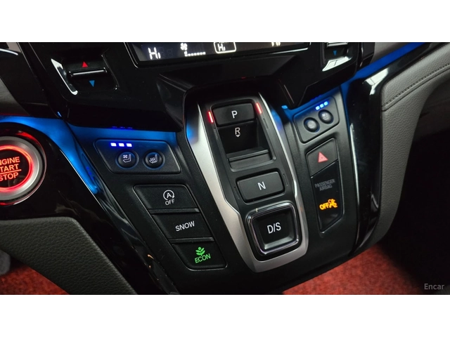 Honda Odyssey 3.5* ELITE* ПОДГРЕВ* ОБДУХВАНЕ* TV* ШИБИДАХ* - автомобили, коли, обяви за нови и употребявани 7