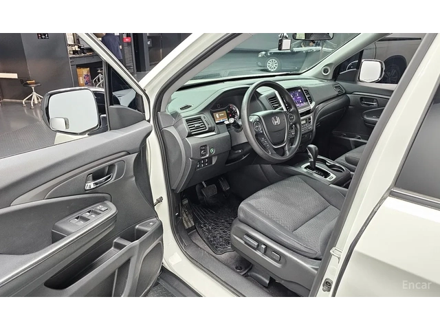 Honda Ridgeline 3.5 V6 AWD * LANE ASSIST * KEYLESS GO * - автомобили, коли, обяви за нови и употребявани 2