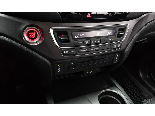 Honda Ridgeline 3.5 V6 AWD * LANE ASSIST * KEYLESS GO * - автомобили, коли, обяви за нови и употребявани 10