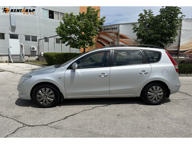 Huyndai I30 1.6d Автоматик - автомобили, коли, обяви за нови и употребявани 1