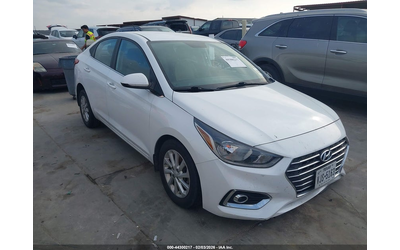 hyundai-accent-1-6l-i-4-di-dohc-vvt-120hp-front-wheel-drive - 0