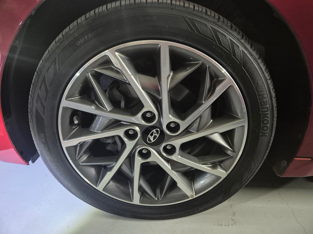 Hyundai Avante (Elantra) - автомобили, коли, обяви за нови и употребявани 17