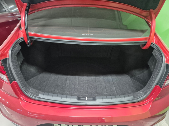 Hyundai Avante (Elantra) - автомобили, коли, обяви за нови и употребявани 6