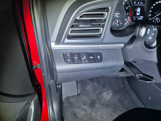 Hyundai Avante (Elantra) - автомобили, коли, обяви за нови и употребявани 8