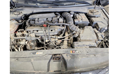Hyundai Elantra 1.6L 4 Front-wheel Drive - автомобили, коли, обяви за нови и употребявани 11