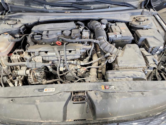 Hyundai Elantra 1.6L 4 Front-wheel Drive - автомобили, коли, обяви за нови и употребявани 11