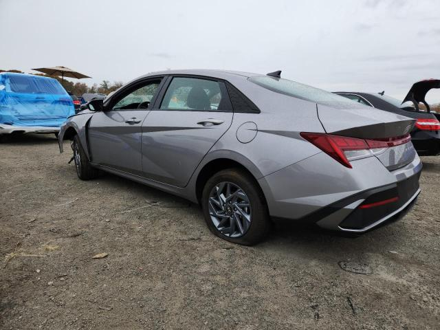 Hyundai Elantra 1.6L 4 Front-wheel Drive - автомобили, коли, обяви за нови и употребявани 1