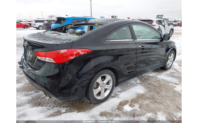 hyundai-elantra-1-8l-i-4-dohc-vvt-148hp-front-wheel-drive - 3