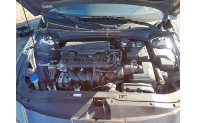 Hyundai Elantra 2.0L 4 Front Wheel Drive - автомобили, коли, обяви за нови и употребявани 12