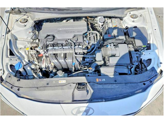 Hyundai Elantra 2.0L 4 FRONT WHEEL DRIVE - автомобили, коли, обяви за нови и употребявани 10