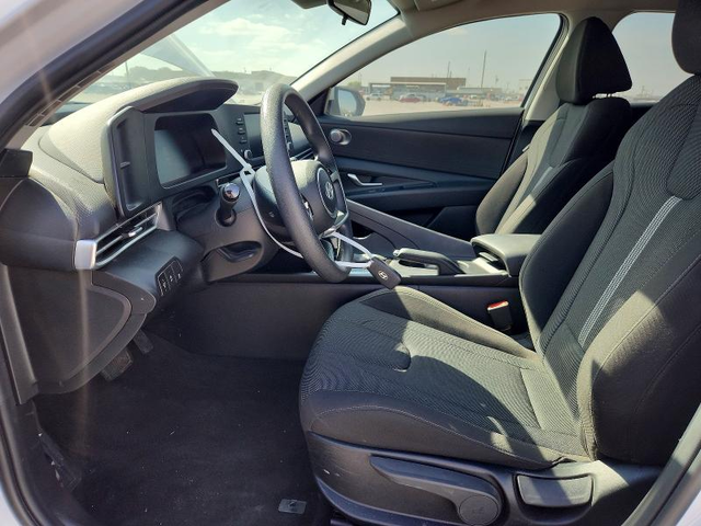 Hyundai Elantra 2.0L 4 FRONT WHEEL DRIVE - автомобили, коли, обяви за нови и употребявани 6