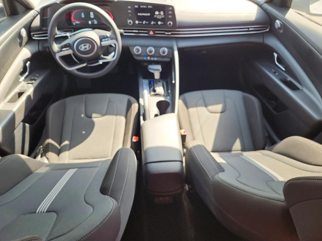 Hyundai Elantra 2.0L 4 FRONT WHEEL DRIVE - автомобили, коли, обяви за нови и употребявани 7
