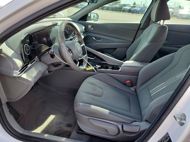 Hyundai Elantra 2.0L 4 Front Wheel Drive - автомобили, коли, обяви за нови и употребявани 7