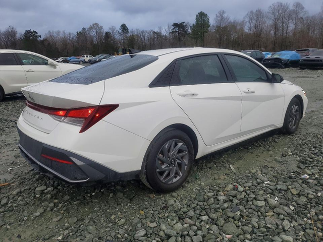 Hyundai Elantra 2.0L 4 FRONT WHEEL DRIVE - автомобили, коли, обяви за нови и употребявани 2