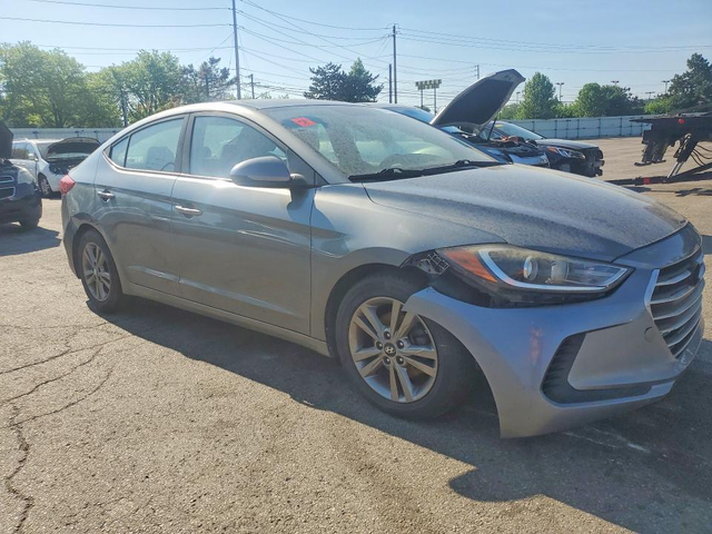 Hyundai Elantra 2.0L 4 FRONT WHEEL DRIVE - автомобили, коли, обяви за нови и употребявани 3