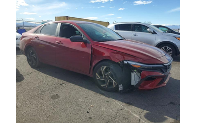 hyundai-elantra-2-0l-4-front-wheel-drive - 4