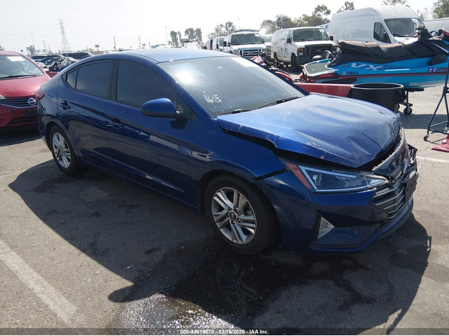 Hyundai Elantra 2.0L I-4 DOHC, VVT, 147HP Front Wheel Drive - автомобили, коли, обяви за нови и употребявани 0