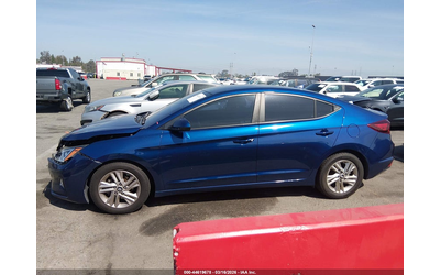 Hyundai Elantra 2.0L I-4 DOHC, VVT, 147HP Front Wheel Drive - автомобили, коли, обяви за нови и употребявани 13