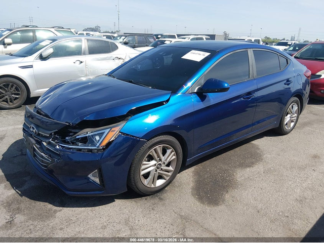 Hyundai Elantra 2.0L I-4 DOHC, VVT, 147HP Front Wheel Drive - автомобили, коли, обяви за нови и употребявани 1