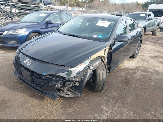 Hyundai Elantra 2.0L I-4 DOHC, VVT, 147HP Front Wheel Drive - автомобили, коли, обяви за нови и употребявани 1