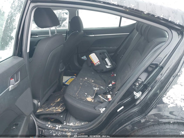 Hyundai Elantra 2.0L I-4 DOHC, VVT, 147HP Front Wheel Drive - автомобили, коли, обяви за нови и употребявани 7