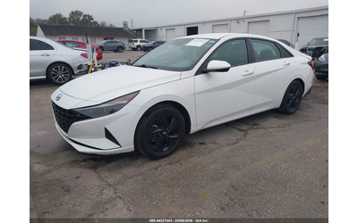 hyundai-elantra-2-0l-i-4-dohc-vvt-147hp-front-wheel-drive - 1