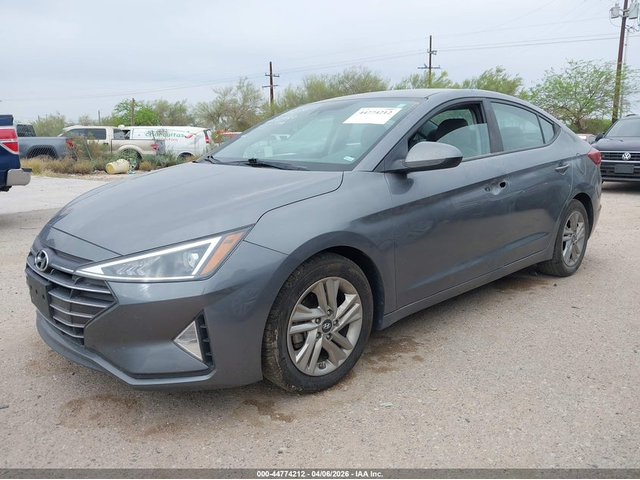 Hyundai Elantra 2.0L I-4 DOHC, VVT, 147HP Front Wheel Drive - автомобили, коли, обяви за нови и употребявани 1