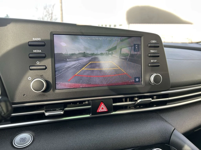 Hyundai Elantra * Blue * CARFAX * ЦЕНА ДО БГ - автомобили, коли, обяви за нови и употребявани 10