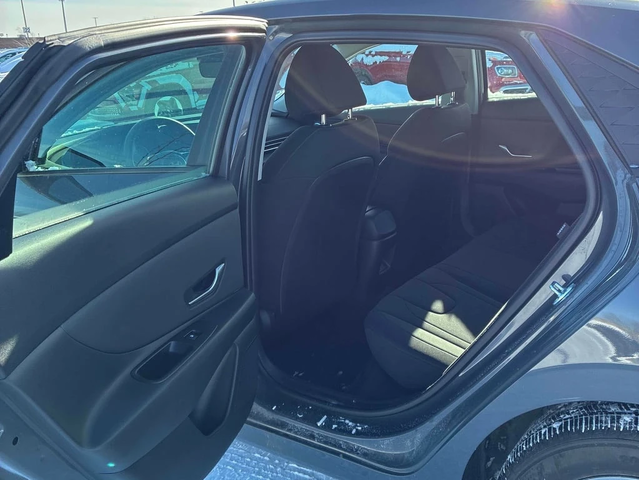 Hyundai Elantra * Preferred * CARFAX * ЦЕНА ДО БГ - автомобили, коли, обяви за нови и употребявани 12