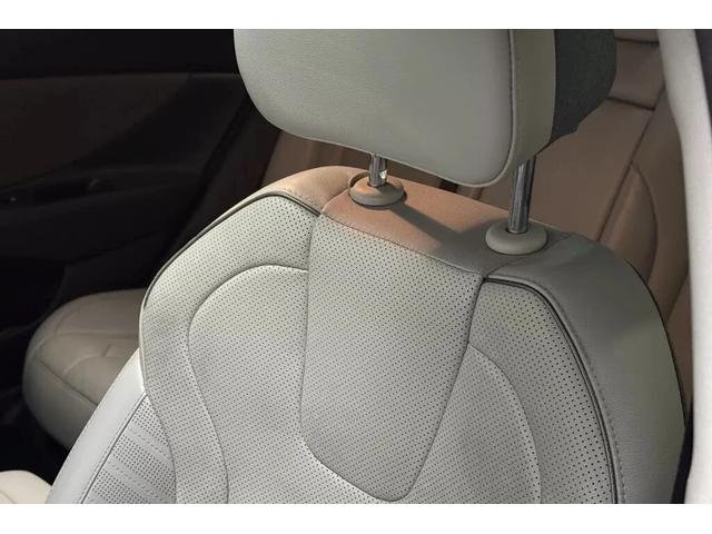 Hyundai Elantra 2023 Hyundai Elantra Hybrid Luxury - автомобили, коли, обяви за нови и употребявани 9