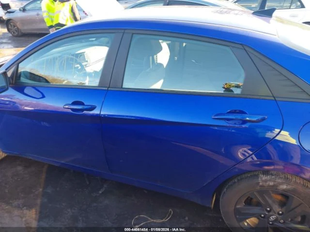 Hyundai Elantra HYBRID BLUE - автомобили, коли, обяви за нови и употребявани 4