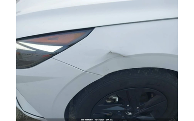 Hyundai Elantra Hybrid Blue - автомобили, коли, обяви за нови и употребявани 16